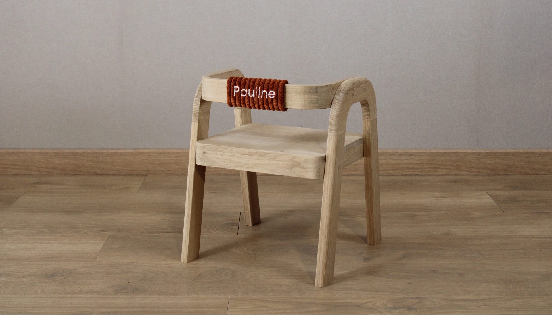 Chaise enfant en bois de chêne naturel_terracotta (sans broderie)